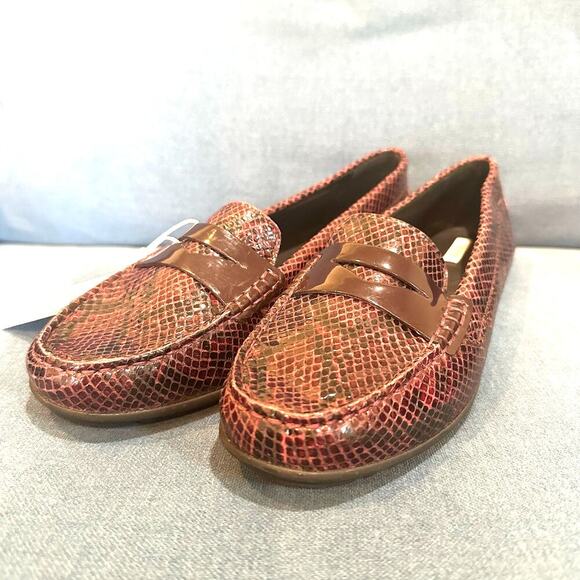 NWT Geox Reddish/Purple Faux-Snakeskin Loafers, Sz 39.5 (9.5) (JJ) - Picture 2 of 10